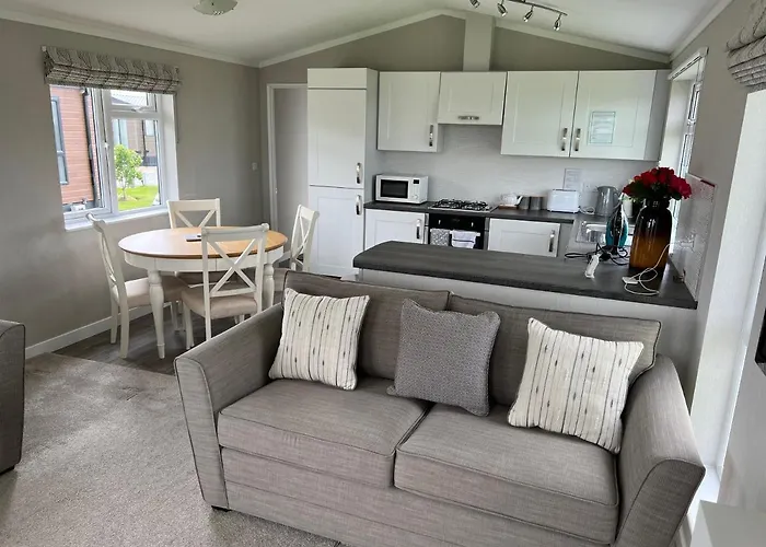 Meadow View With Stunning Views Vakantiehuis *