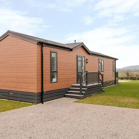 Meadow View With Stunning Views *