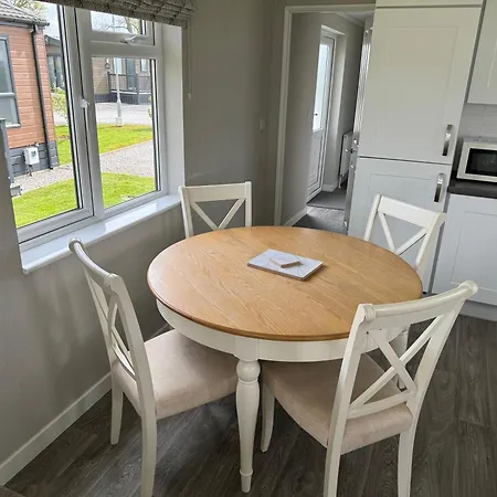 Meadow View With Stunning Views *