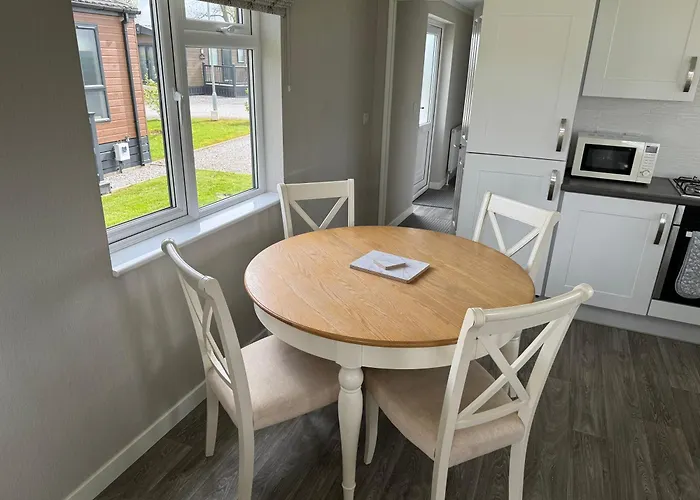 Meadow View With Stunning Views *