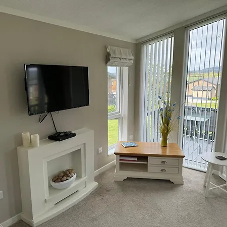 Meadow View With Stunning Views 度假居 瑟斯克